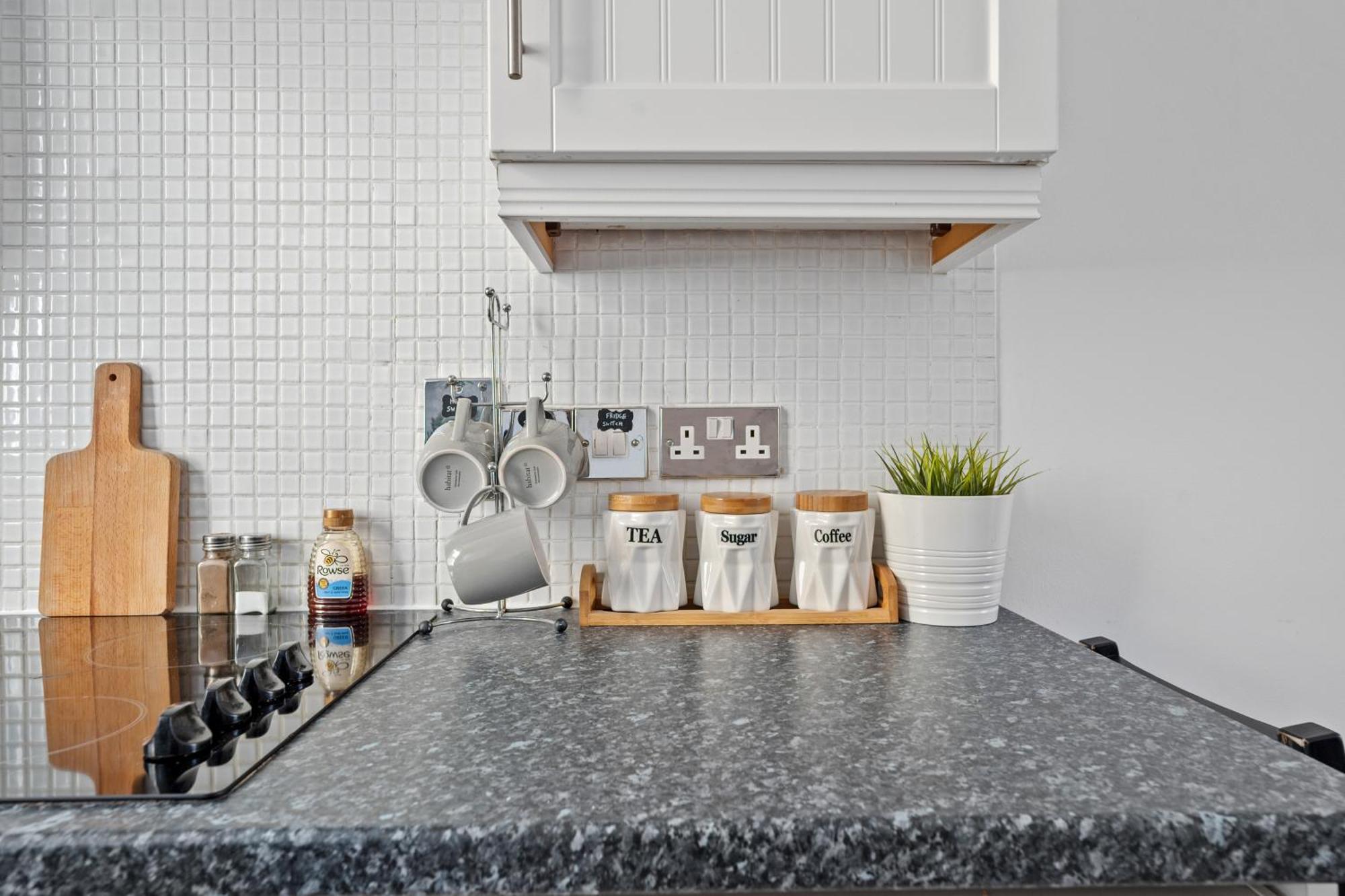 Апартаменты One-Bed Flat, Kensington, Bank Payment To The Host Within 24H From The Reservation Лондон Экстерьер фото